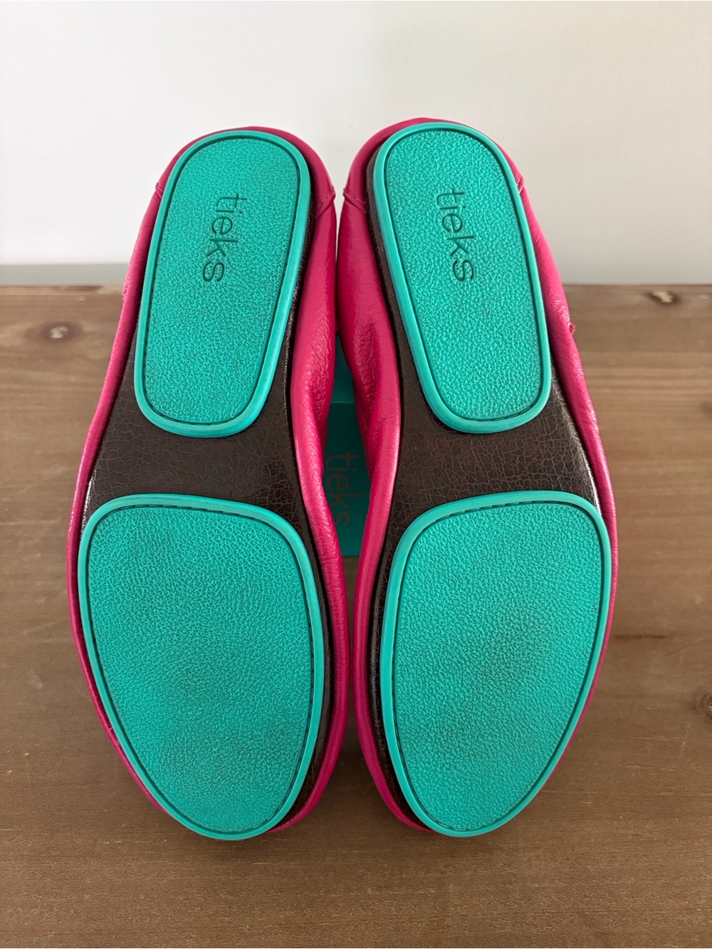 Tieks Fuchsia | size 8 - Picture 8 of 9